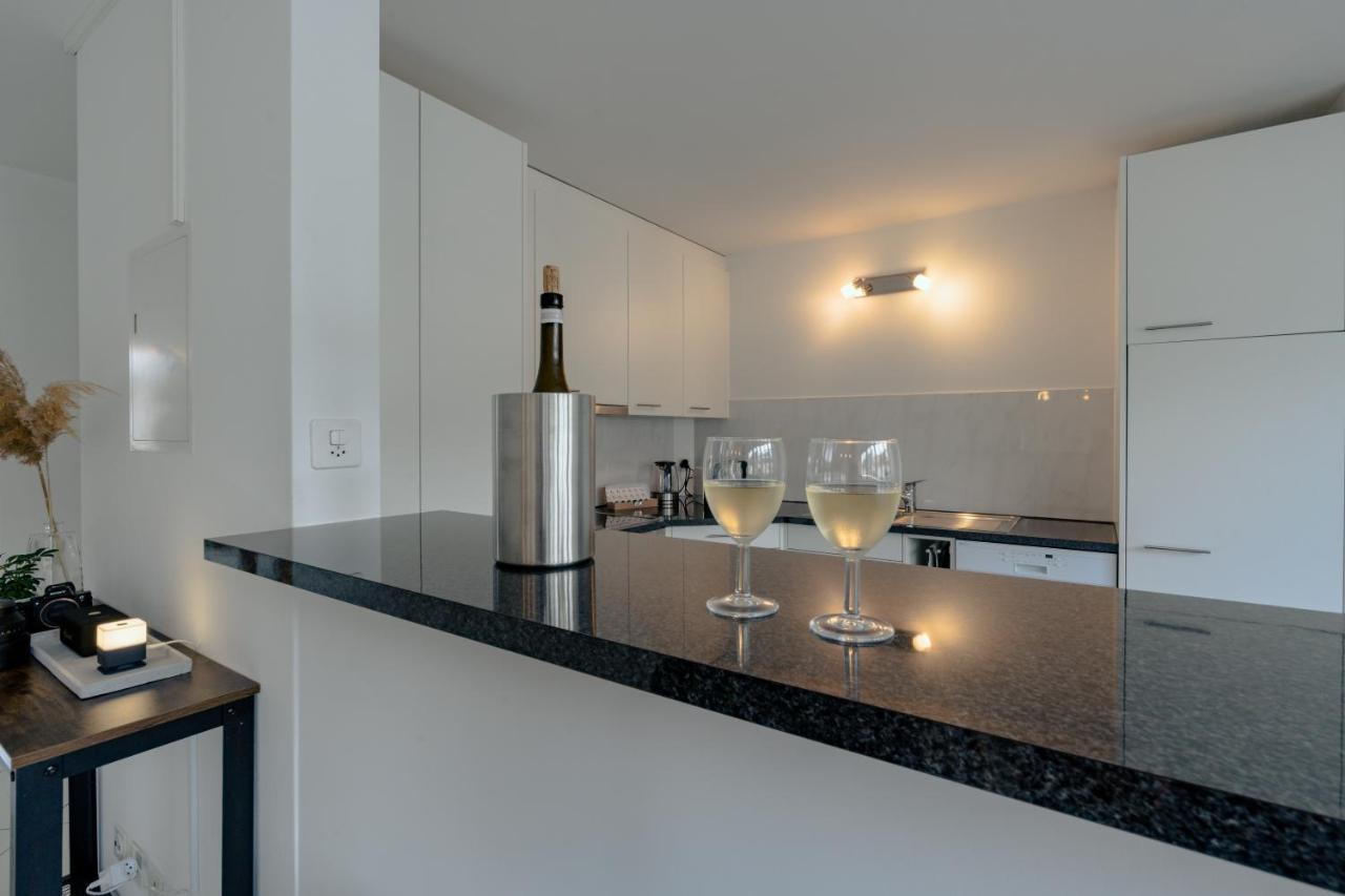 Apartment In The City Center With Free Parking Biel Exteriér fotografie